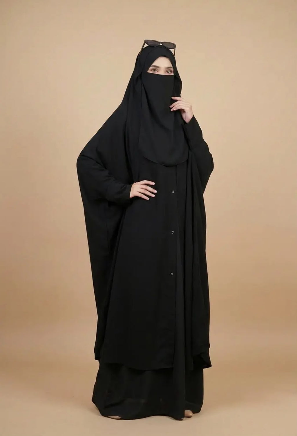 70% OFF — Irani / Iraqi Chadar with Sleeves & Buttons (High-Quality Imported Nida Fabric)