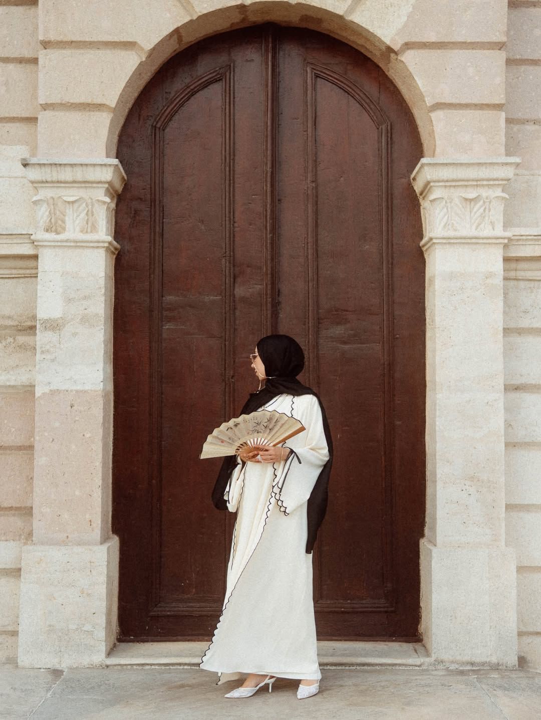 The Royal Luxe Abaya (with Stoler)
